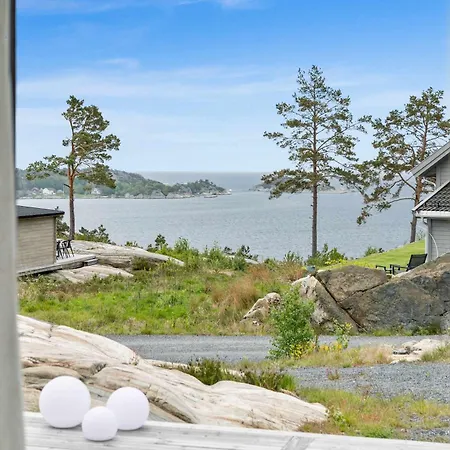 Seaside Escape - 10 Min To Ocean * Risør