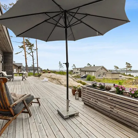 Seaside Escape - 10 Min To Ocean Semesterbostad