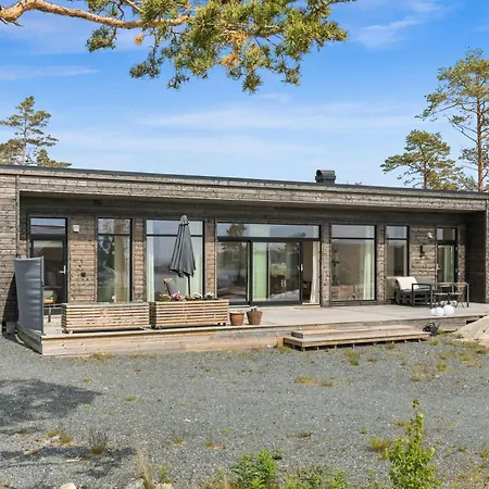 Seaside Escape - 10 Min To Ocean Semesterbostad Risør